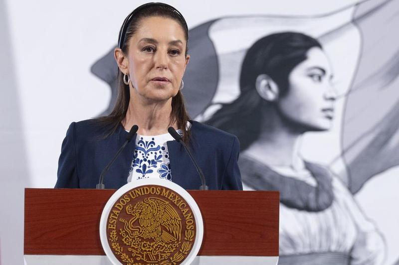 Presidenta de México rechaza campaña antiinmigrante difundida en televisión mexicana pagada por EEUU